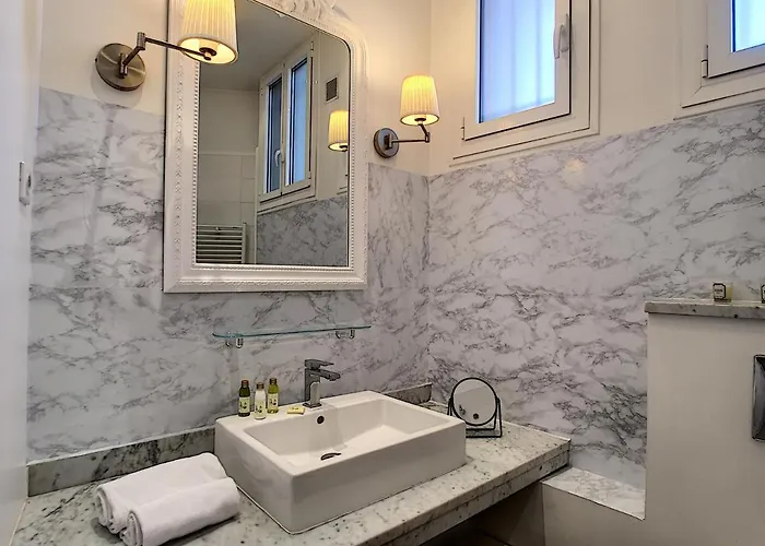 Nestor&jeeves - Palazzo Verdi - *